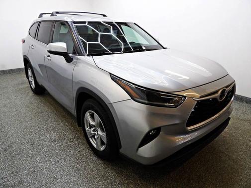 2021 Toyota Highlander LE