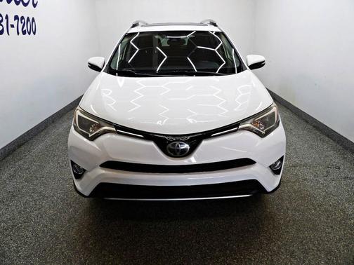 White 2018 Toyota RAV4 XLE