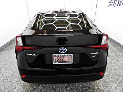 2019 Toyota Prius L