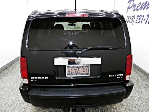 Black 2010 Dodge Nitro SXT 4x4 4dr SUV