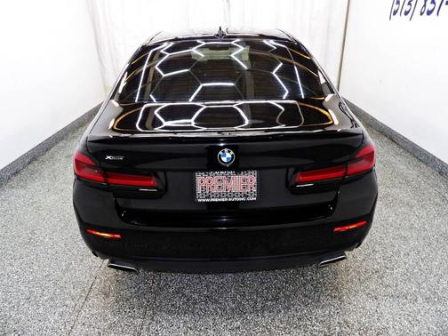 Black 2022 BMW 530 530i xDrive AWD 4dr Sedan