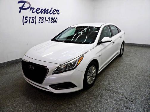 White 2016 Hyundai SONATA Hybrid SE