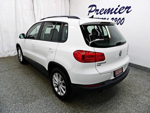 White 2018 Volkswagen Tiguan Limited 2.0T 4MOTION