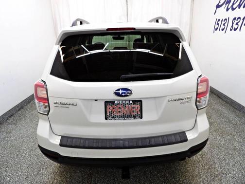 White 2017 Subaru Forester 2.5i Touring