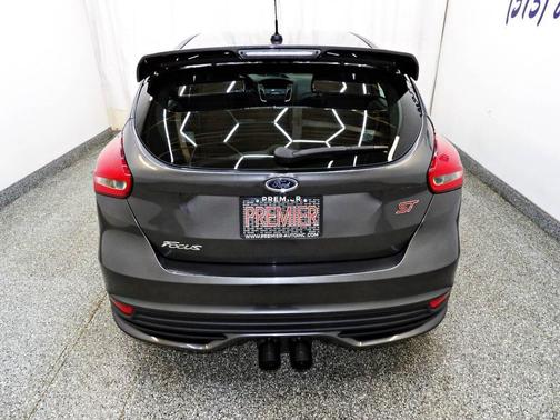 Magnetic Metallic 2018 Ford Focus ST