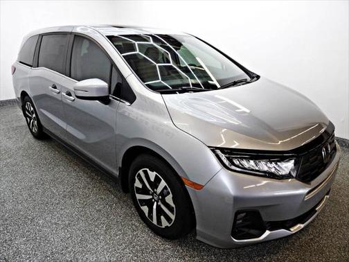 2025 Honda Odyssey EX L 4dr Mini Van