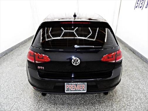 2016 Volkswagen Golf GTI 2.0T SE 4-Door