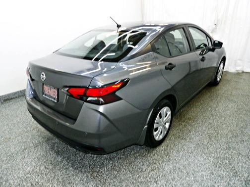 Gray 2020 Nissan Versa 1.6 S