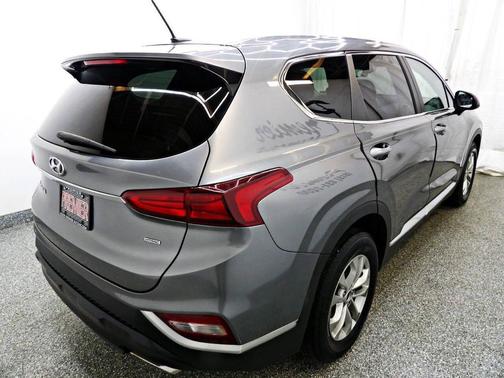 2019 Hyundai SANTA FE SE 2.4