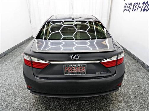 2013 Lexus ES 300h Base