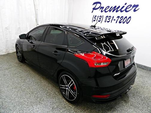 2016 Ford Focus ST 