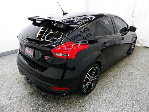 2016 Ford Focus ST 