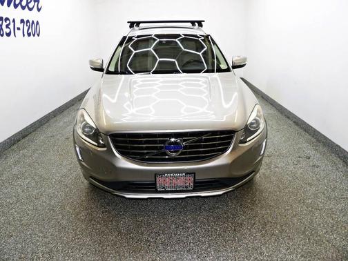 2015 Volvo XC60 T6 Platinum