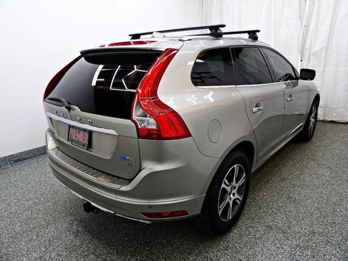 2015 Volvo XC60 T6 Platinum