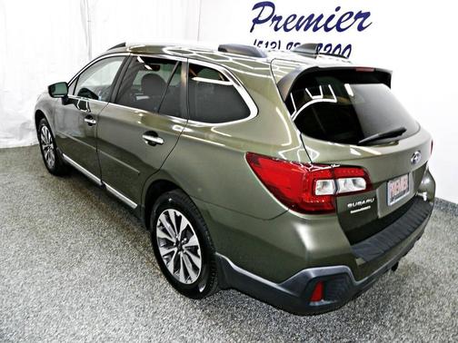 2018 Subaru Outback 2.5i Touring
