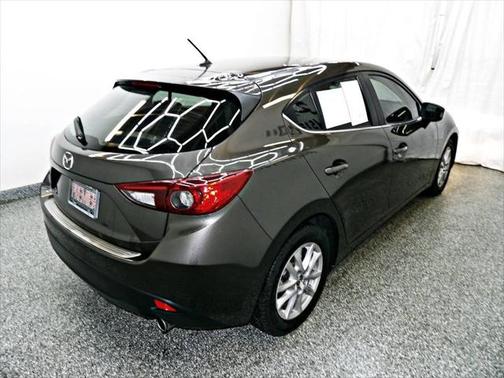 2016 Mazda Mazda3 i Sport