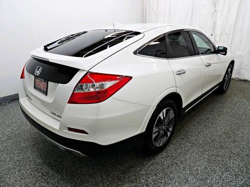 White 2014 Honda Crosstour EX