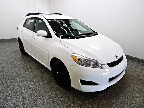 White 2013 Toyota Matrix L