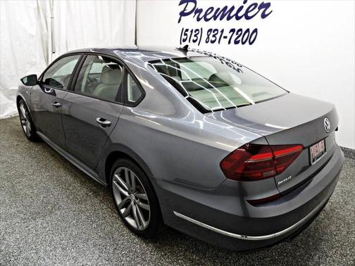 2018 Volkswagen Passat 2.0T SE