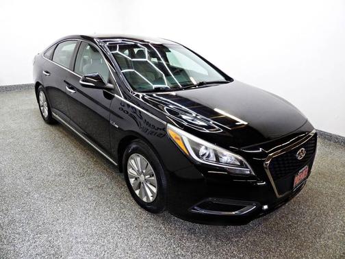 2016 Hyundai SONATA Hybrid SE