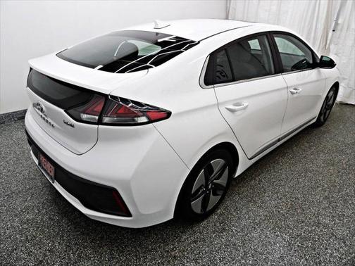 2021 Hyundai IONIQ Hybrid SEL