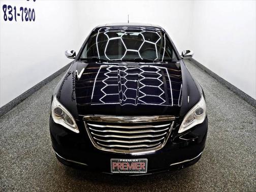 2011 Chrysler 200 Limited