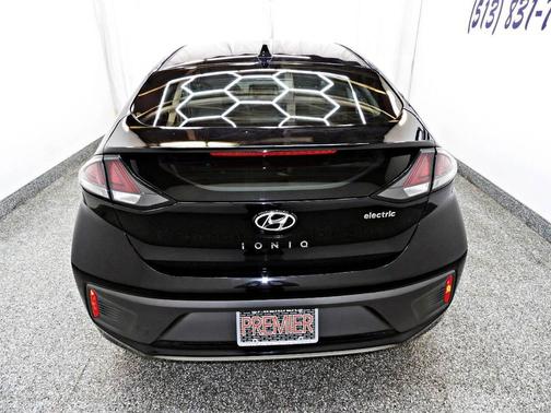 2020 Hyundai IONIQ EV SE 4dr Hatchback