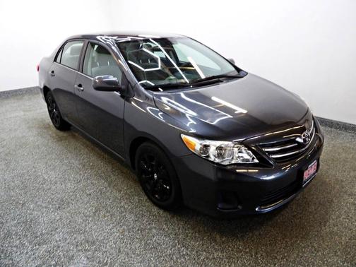 Gray 2013 Toyota Corolla LE