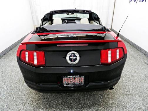 2010 Ford Mustang Premium