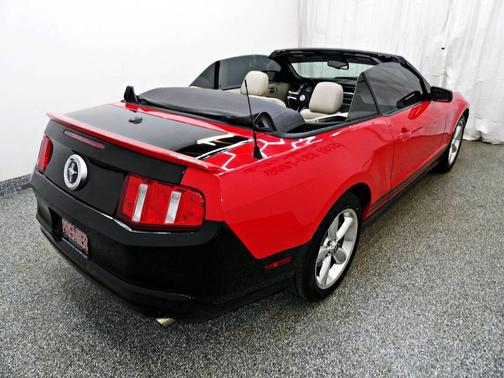 2010 Ford Mustang Premium