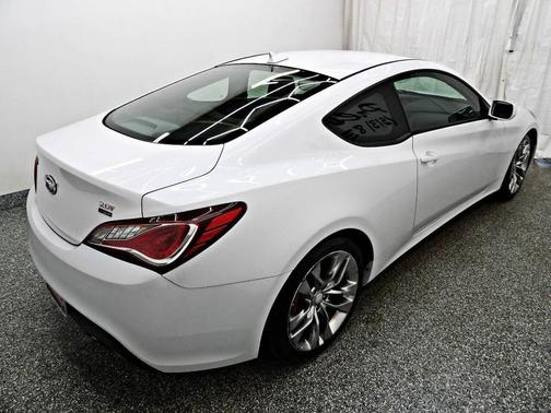 2014 Hyundai Genesis Coupe 2.0T R-Spec