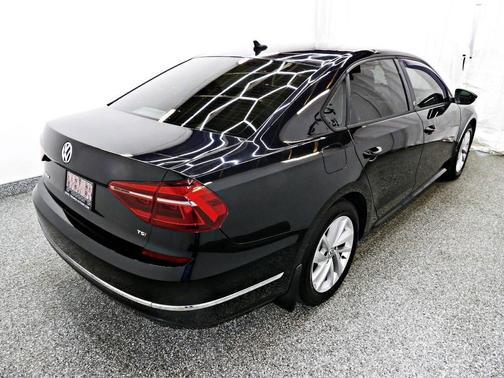 2019 Volkswagen Passat 2.0T SE