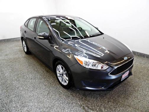Gray 2017 Ford Focus SE
