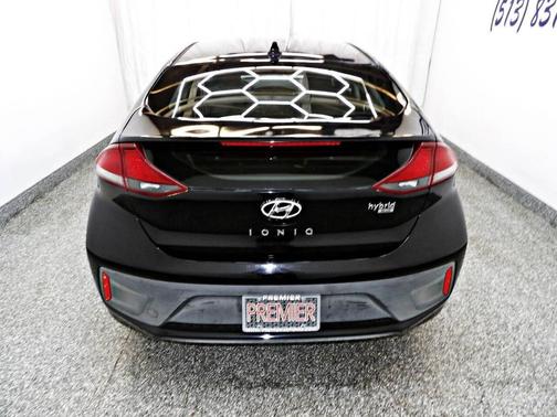 2018 Hyundai IONIQ Hybrid Blue