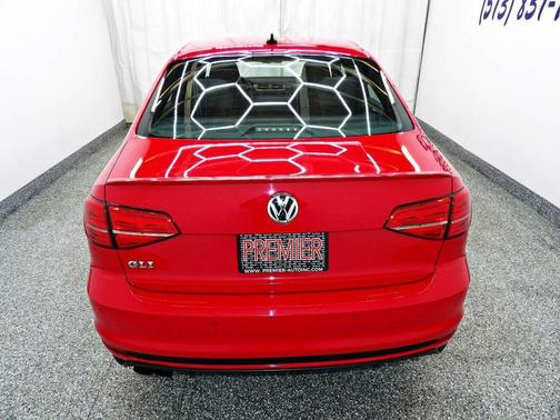 2016 Volkswagen Jetta 2.0T GLI SE