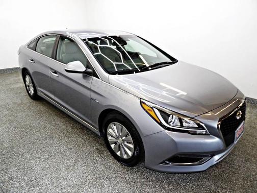 2016 Hyundai SONATA Hybrid SE