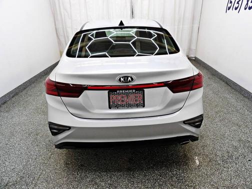 2019 Kia Forte FE 4dr Sedan CVT