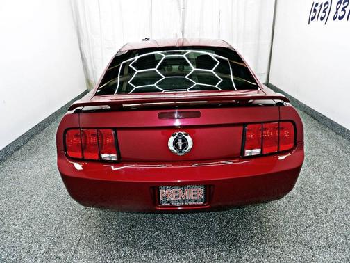 2006 Ford Mustang Base