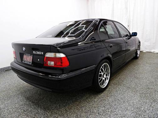 Black 2003 BMW 530 i