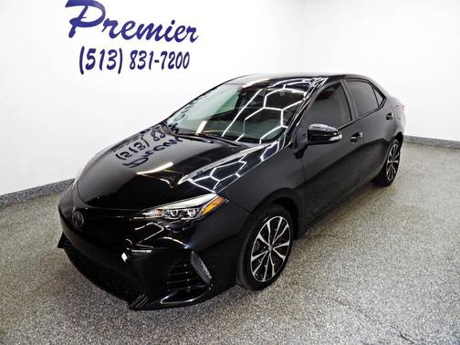 Black 2018 Toyota Corolla SE