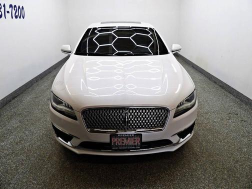 2017 Lincoln MKZ Base