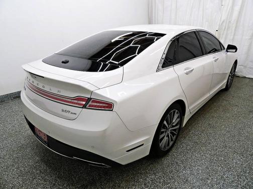 2017 Lincoln MKZ Base