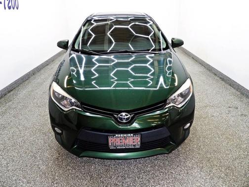 Green 2014 Toyota Corolla LE Premium
