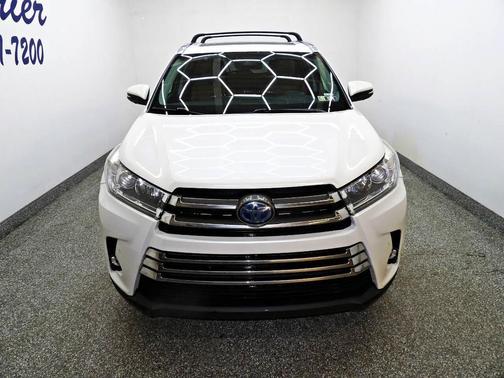 2019 Toyota Highlander Hybrid Platinum