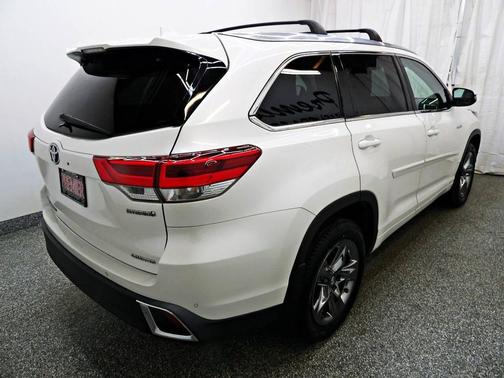 2019 Toyota Highlander Hybrid Platinum