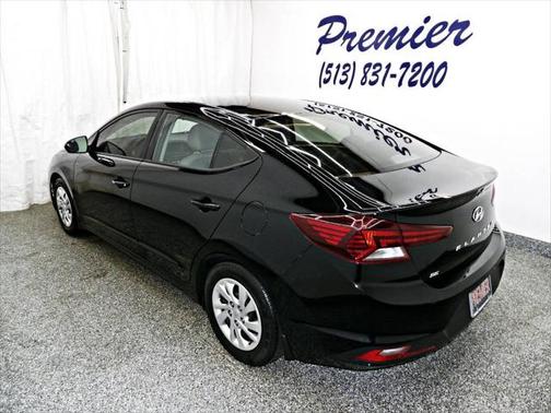 2020 Hyundai ELANTRA SE
