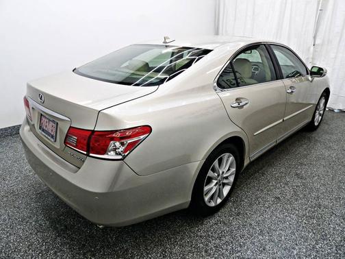 2011 Lexus ES 350 Base