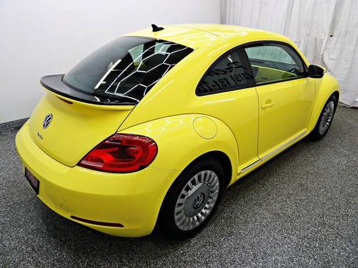 2016 Volkswagen Beetle 1.8T SE