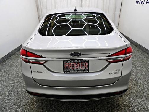 2018 Ford Fusion Hybrid SE