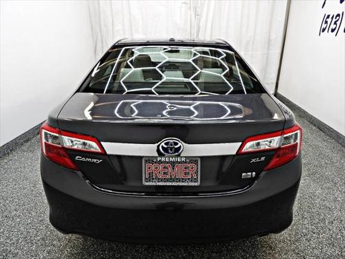 2012 Toyota Camry Hybrid XLE